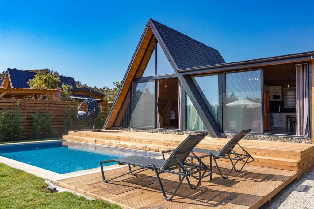 Villa Zeytin Havuzlu Jakuzili เฟทิเย ภายนอก รูปภาพ