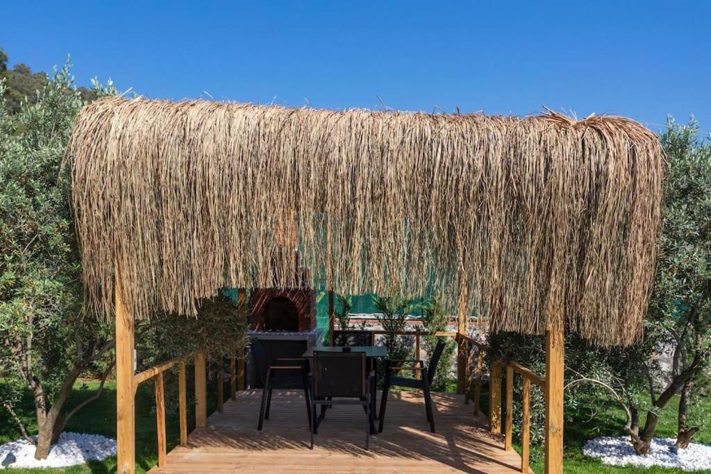 Villa Zeytin Havuzlu Jakuzili เฟทิเย ภายนอก รูปภาพ